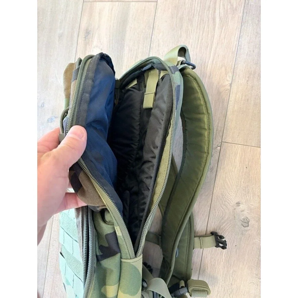 CamelBak Maximum Gear M.U.L.E. MULTI-CAM Camo Hydration BackPack 